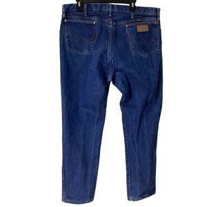 Vintage Wrangler Cowboy Cut Straight Leg Blue Denim Jeans - Men's Size 42 X 32‎